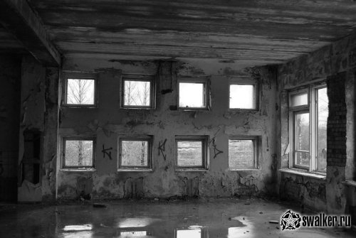 Заброшенный корпус части ВМФ