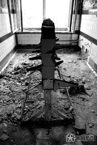 Заброшенный корпус части ВМФ