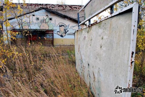 Заброшенный корпус части ВМФ