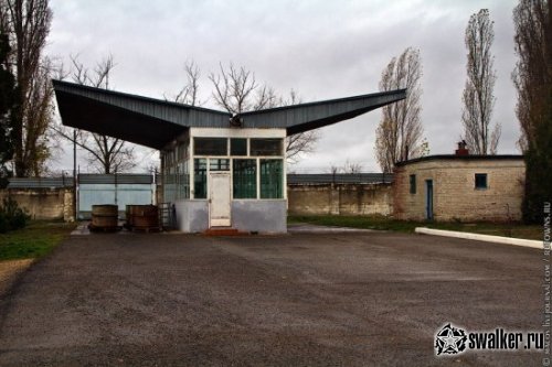 Заброшенный виный завод