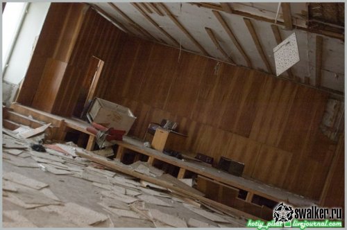 Заброшенный отдел ГИБДД, Москва