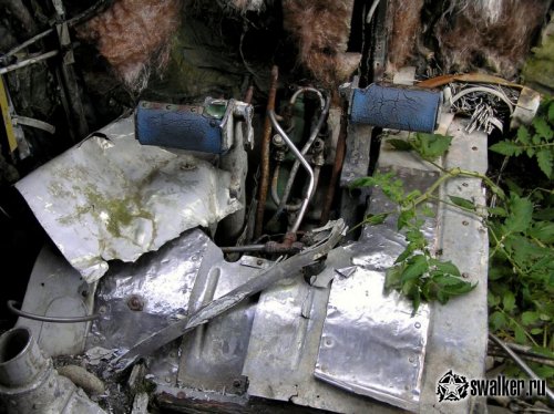 Заброшенный самолет в Абхазии Заброшенный самолет в Абхазии