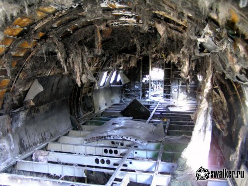 Заброшенный самолет в Абхазии Заброшенный самолет в Абхазии