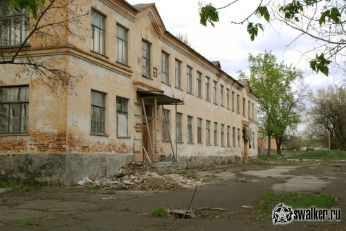 Заброшенная военная часть, Украина