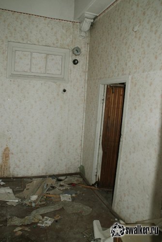 Заброшенная военная часть, Украина