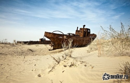 Кладбище кораблей на берегу Аральского моря, Муйнак, Узбекистан