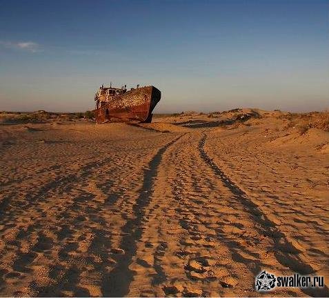 Кладбище кораблей на берегу Аральского моря, Муйнак, Узбекистан