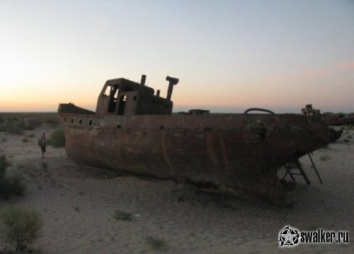 Кладбище кораблей на берегу Аральского моря, Муйнак, Узбекистан