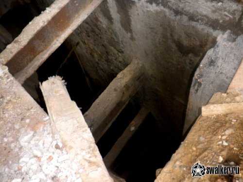 Заброшенная шахта, Челябинская область Заброшенная шахта, Челябинская область