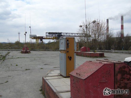 Заводская бензоколонка советских времен, Свердловская область Заводская бензоколонка советских времен, Свердловская область