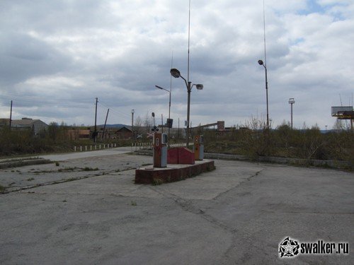 Заводская бензоколонка советских времен, Свердловская область Заводская бензоколонка советских времен, Свердловская область