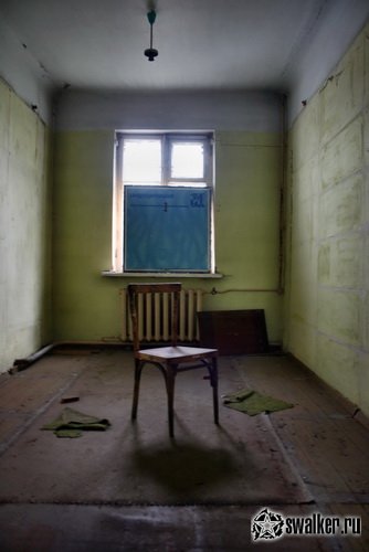 Заброшенное заводоуправление, Свердловская область