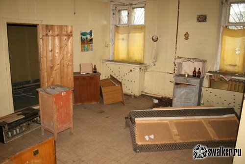 Заброшенное заводоуправление, Свердловская область