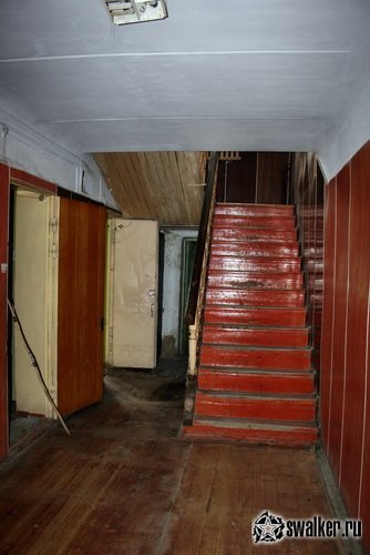 Заброшенное заводоуправление, Свердловская область