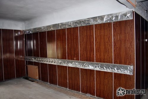 Заброшенное заводоуправление, Свердловская область