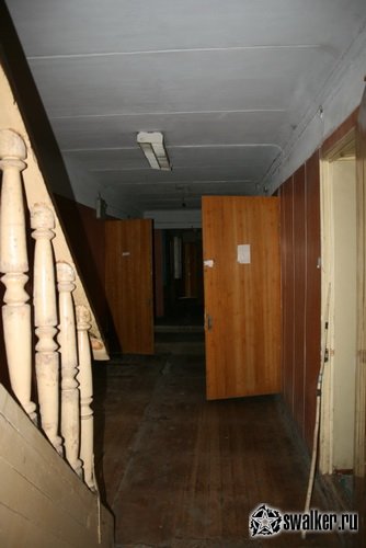 Заброшенное заводоуправление, Свердловская область