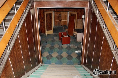 Заброшенное заводоуправление, Свердловская область