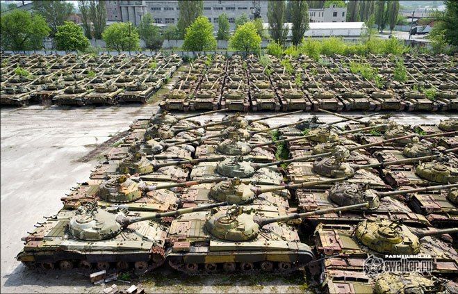 Заброшенный бронетанковый ремонтный завод, Украина