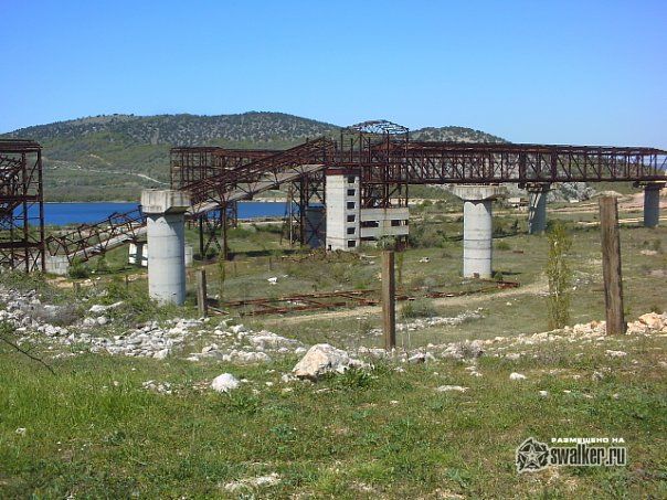 Заброшенный карьер