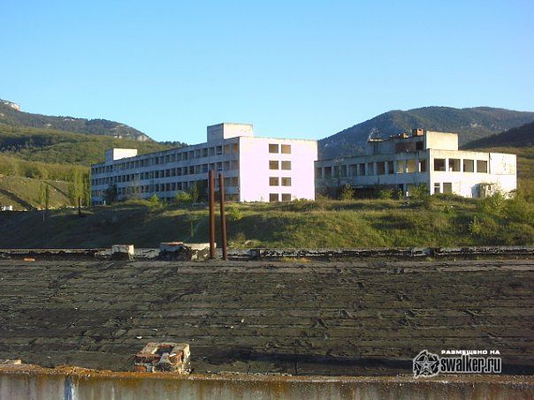 Заброшенный карьер