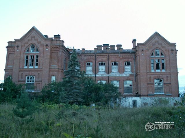 Заброшенное Чижевское училище в Екимцево Заброшенное Чижевское училище в Екимцево