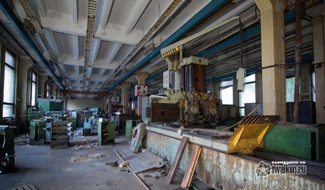 Заброшенный цех механической обработки, Москва