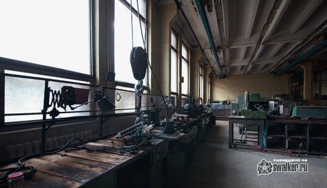 Заброшенный цех механической обработки, Москва
