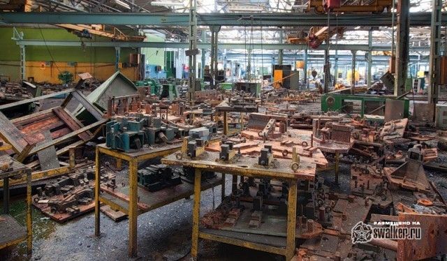 Заброшенный цех механической обработки, Москва