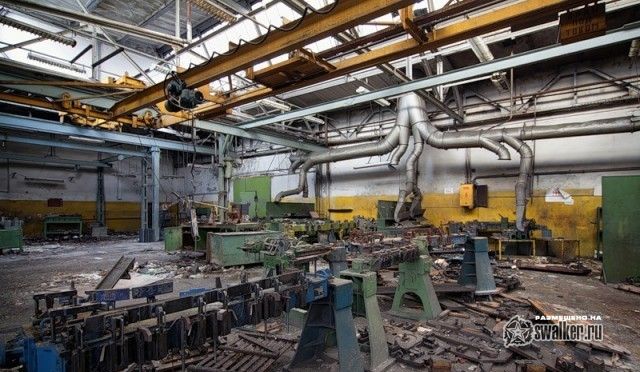 Заброшенный цех механической обработки, Москва