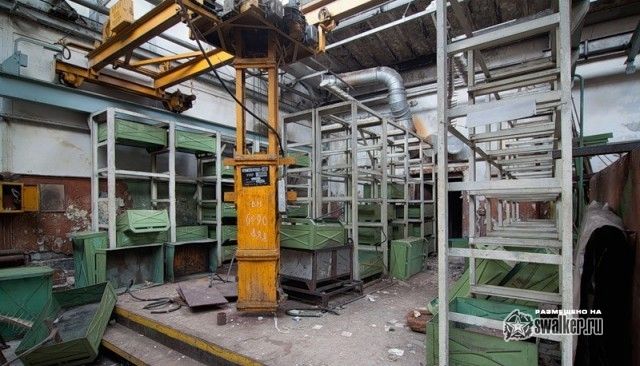 Заброшенный цех механической обработки, Москва