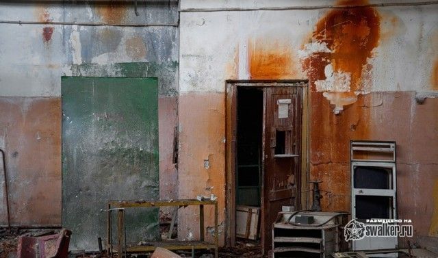 Заброшенный цех механической обработки, Москва