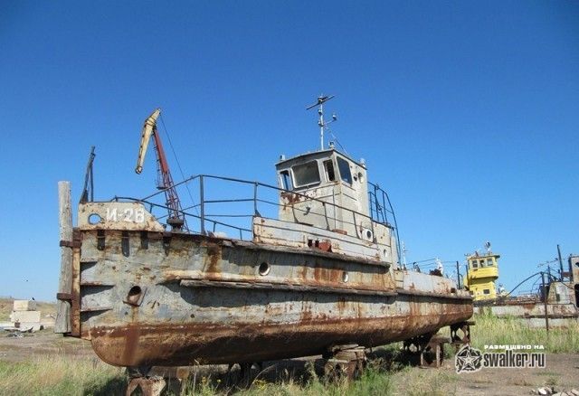 Заброшенная часть Капчагайского речного порта, Алматинская область, Казахстан