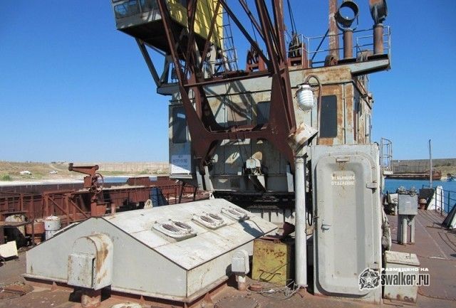 Заброшенная часть Капчагайского речного порта, Алматинская область, Казахстан