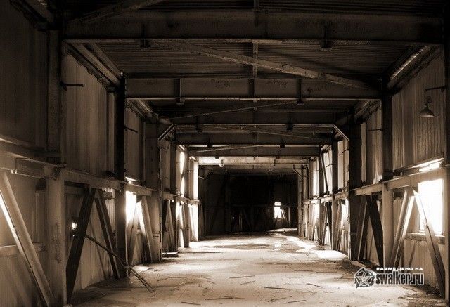 Тунельный мост завода Ростсельмаш, Ростов-на-дону Тунельный мост завода Ростсельмаш, Ростов-на-дону