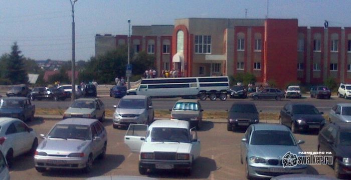 8 Колесный HUMMER-лимузин 8 Колесный HUMMER-лимузин