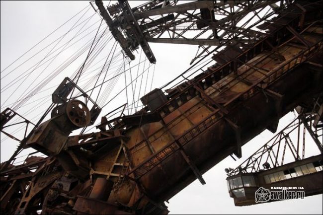 Заброшенный карьер, Украина