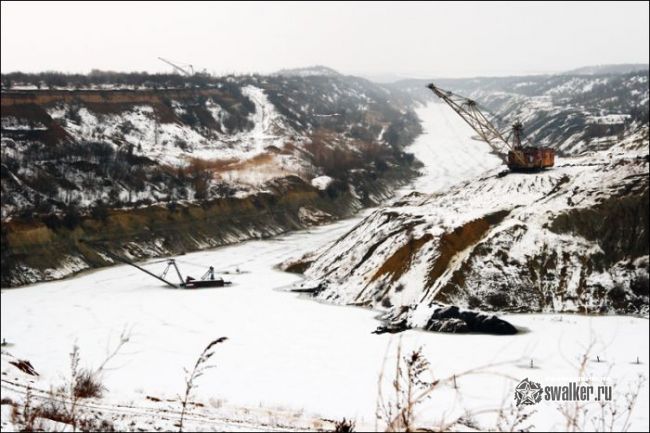 Заброшенный карьер, Украина