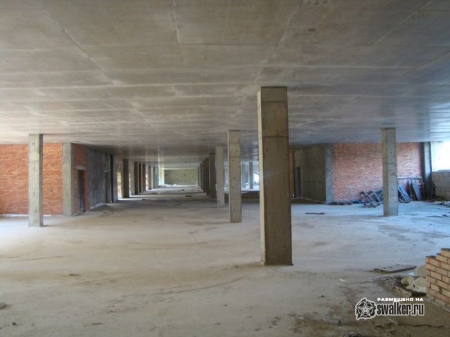 Недостроенная офисная многоэтажка, Ярославль