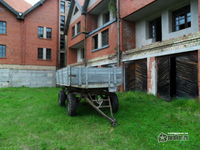 Недостроенная гостиница DALBES LICIS, Далбе, Латвия