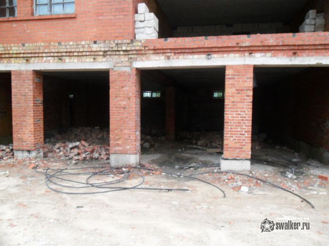 Недостроенная гостиница DALBES LICIS, Далбе, Латвия