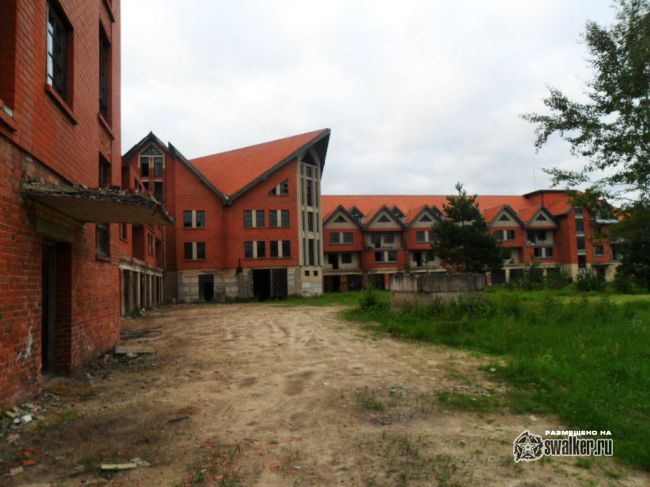 Недостроенная гостиница DALBES LICIS, Далбе, Латвия