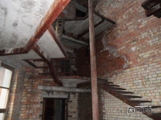 Недостроенная гостиница DALBES LICIS, Далбе, Латвия