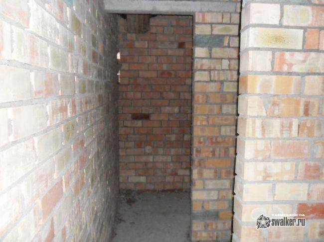 Недостроенная гостиница DALBES LICIS, Далбе, Латвия