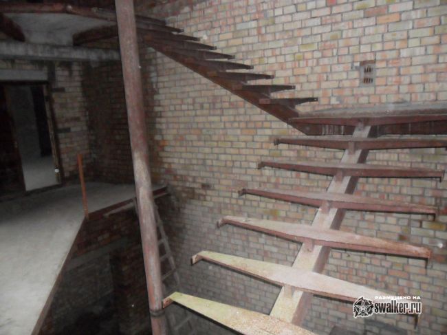 Недостроенная гостиница DALBES LICIS, Далбе, Латвия