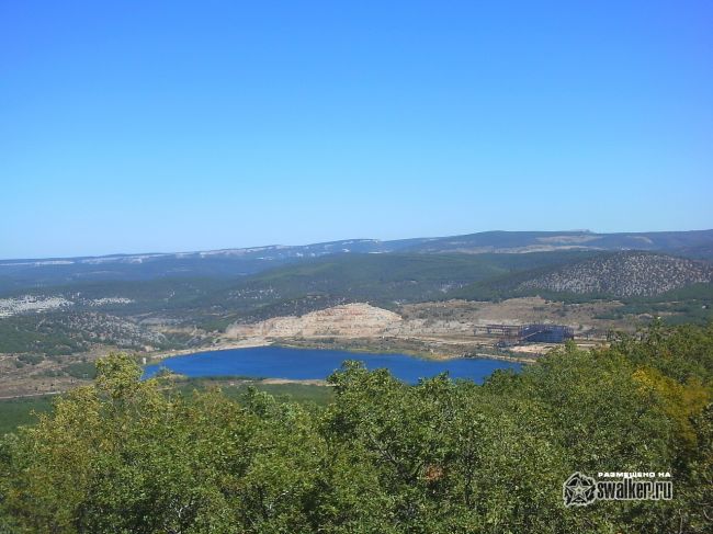 Заброшенный карьер