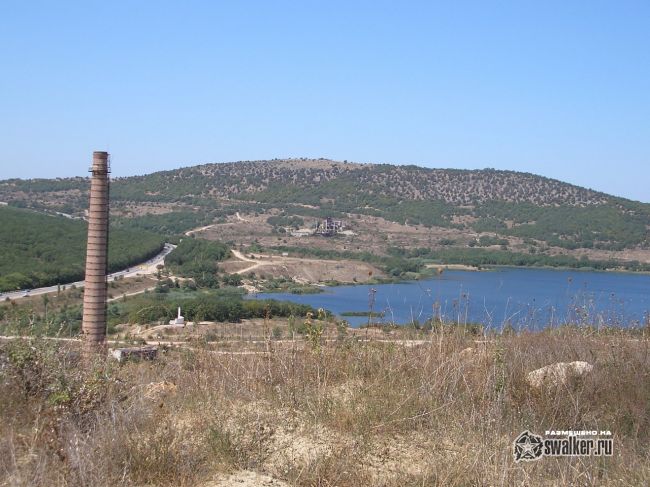 Заброшенный карьер