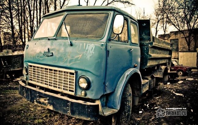 Кладбище автотехники