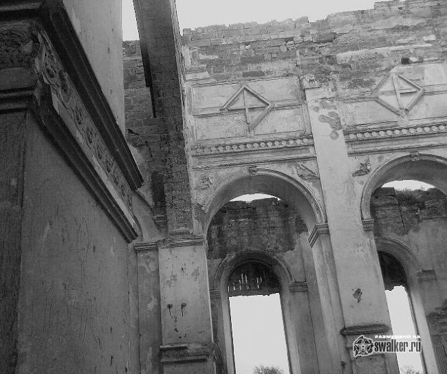 Кирха села Камянка