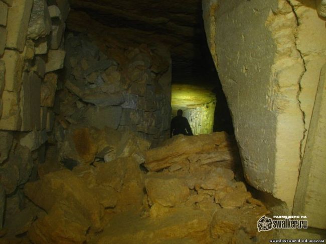 Шахта Комунна