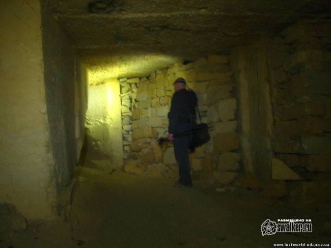 Шахта Комунна